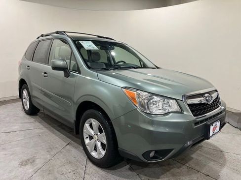 Used 2016 Subaru Forester 2.5i Premium w/ All-Weather Package AWD/4WD image 2