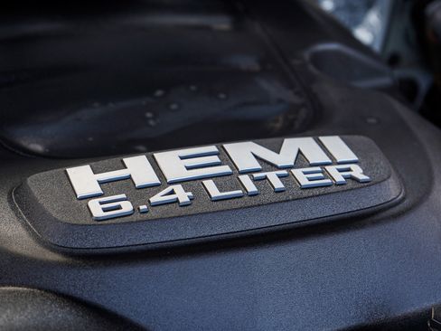 Used 2017 RAM 2500 Tradesman w/ Chrome Appearance Group image 37