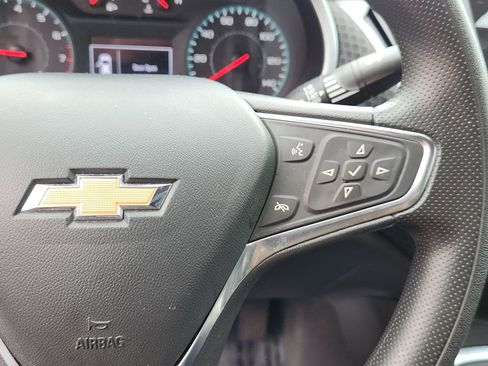 Used 2023 Chevrolet Malibu LT image 17
