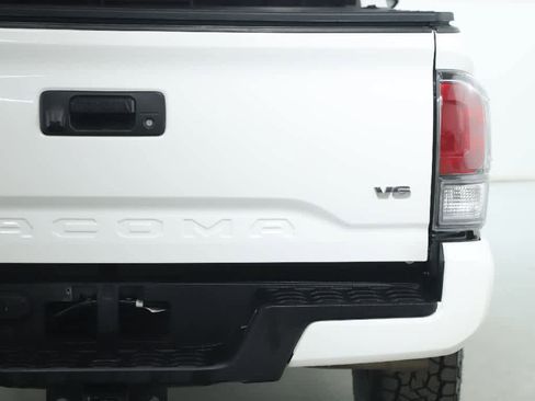 Certified 2023 Toyota Tacoma TRD Sport image 42