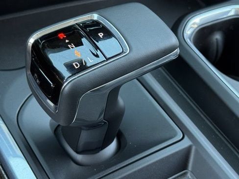 Used 2023 Chevrolet Silverado 1500 LT Trail Boss w/ Convenience Package II AWD/4WD image 22
