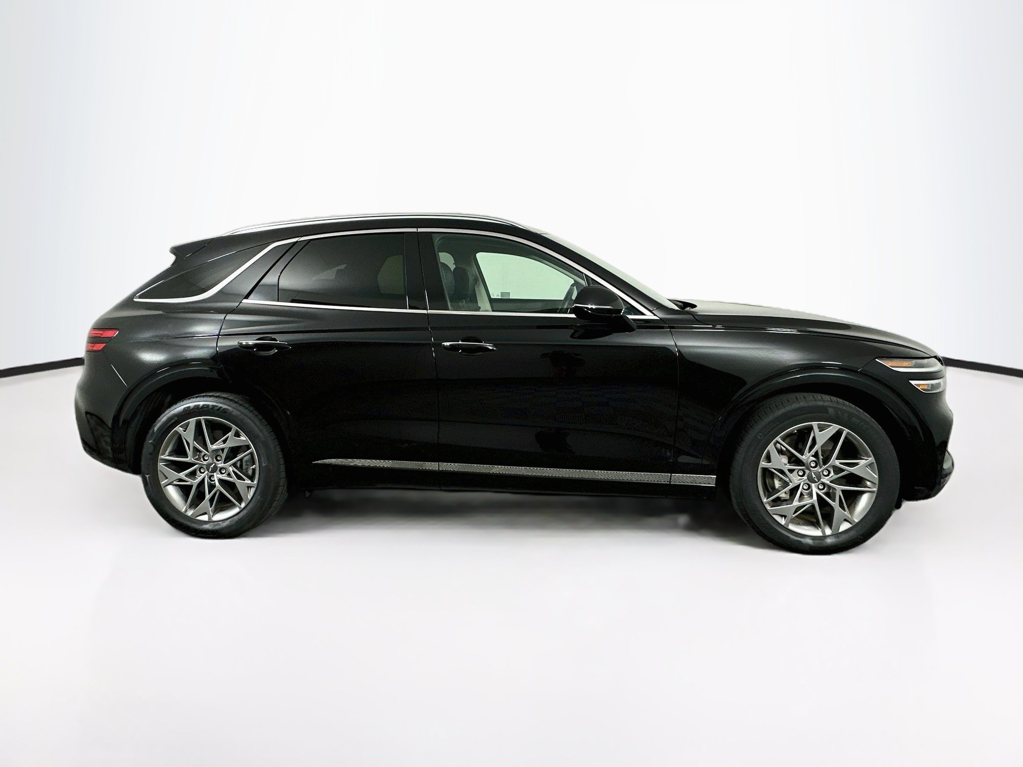 Used 2025 Genesis GV70 2.5T AWD/4WD image 10