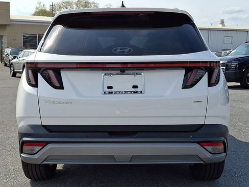 Certified 2025 Hyundai Tucson Limited AWD/4WD image 5