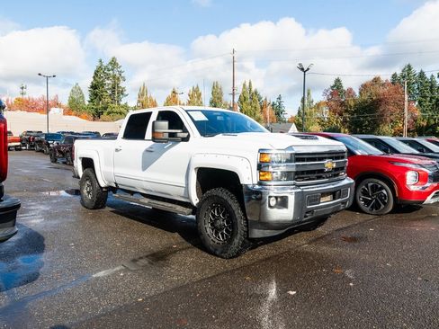 Used 2018 Chevrolet Silverado 2500 LT w/ LT Fleet Convenience Package image 24
