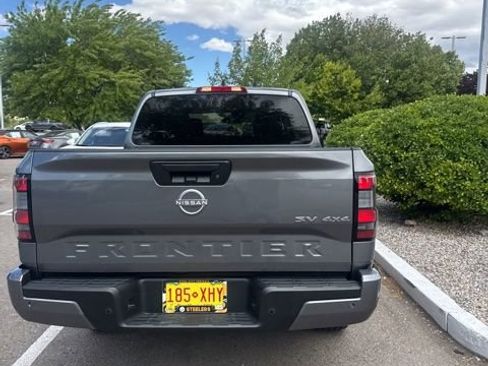 Used 2024 Nissan Frontier SV w/ Technology Package image 11