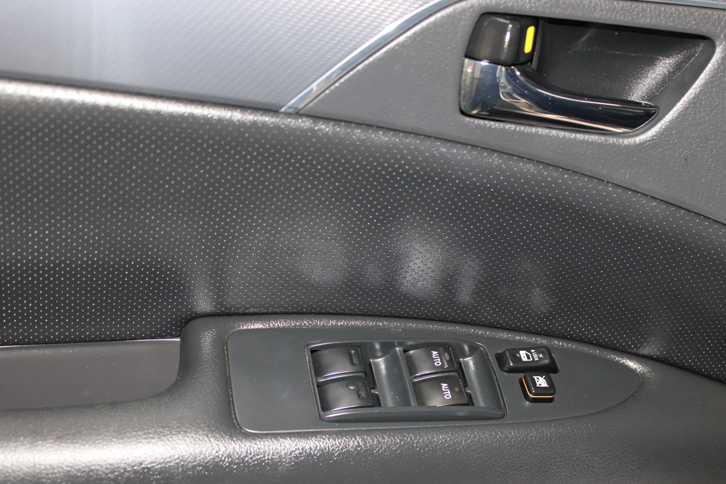 Used 2008 Toyota Avalon Touring w/ Fleet Convenience Pkg FWD image 9