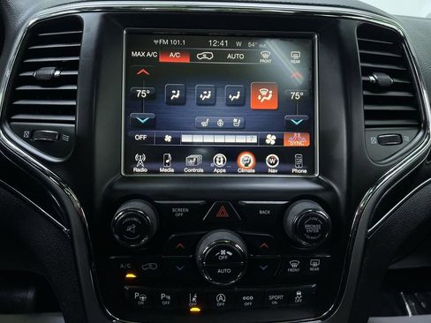 Used 2017 Jeep Grand Cherokee Trailhawk w/ Trailhawk Luxury Group AWD/4WD image 25