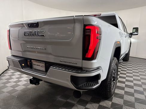 New 2026 GMC Sierra 2500 Denali Ultimate image 6
