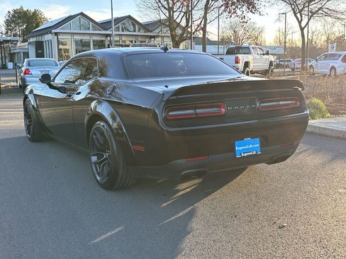 Used 2019 Dodge Challenger SRT Hellcat image 3