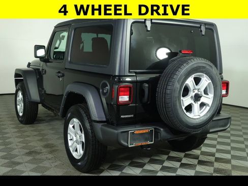 Used 2021 Jeep Wrangler Sport S image 6