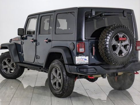 Used 2017 Jeep Wrangler Unlimited Rubicon image 7