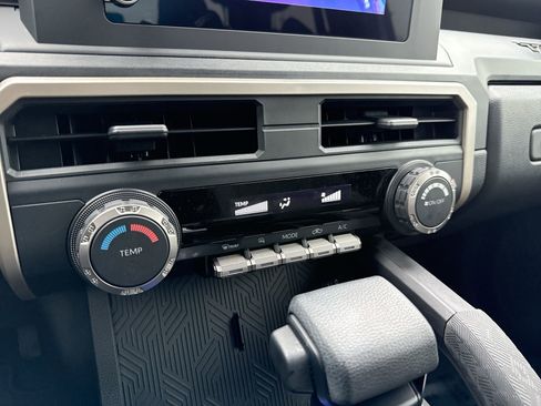 Certified 2025 Toyota Tacoma SR image 16