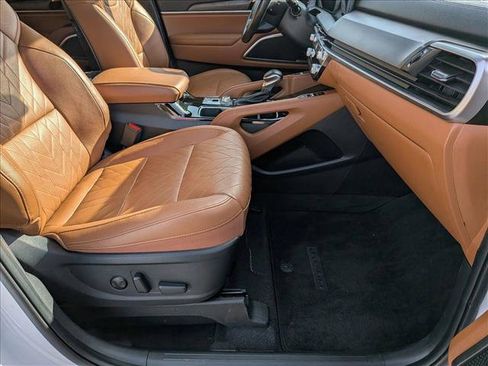 Used 2024 Kia Telluride EX X-Line image 21