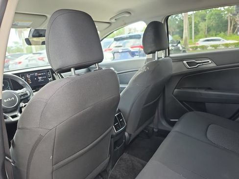 Certified 2023 Kia Sportage LX AWD/4WD image 10