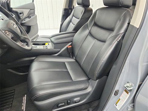 Used 2024 Nissan Murano SV w/ SV Midnight Edition Package image 19