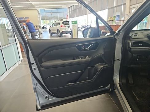 Certified 2025 Subaru Forester Limited AWD/4WD image 20