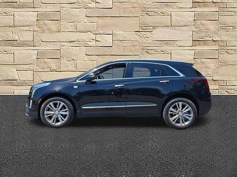 Certified 2024 Cadillac XT5 Premium Luxury AWD/4WD image 2