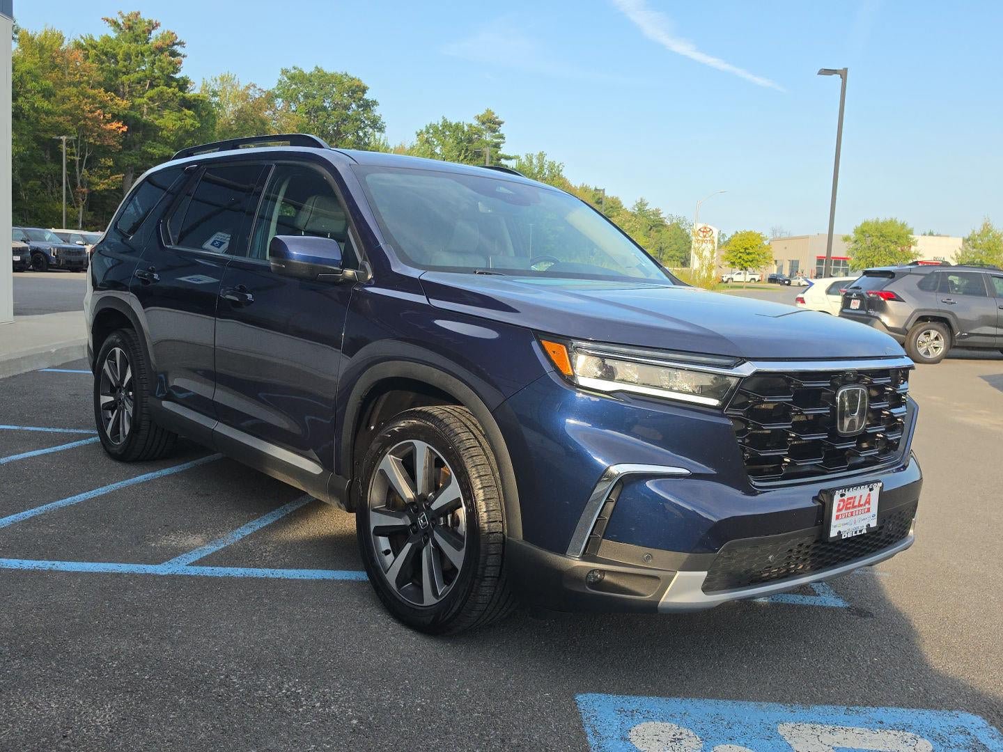 Used 2024 Honda Pilot Elite image 14