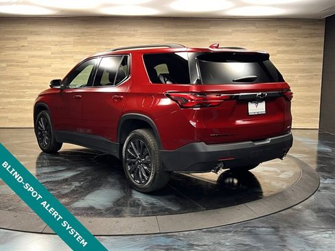 Used 2023 Chevrolet Traverse RS image 8