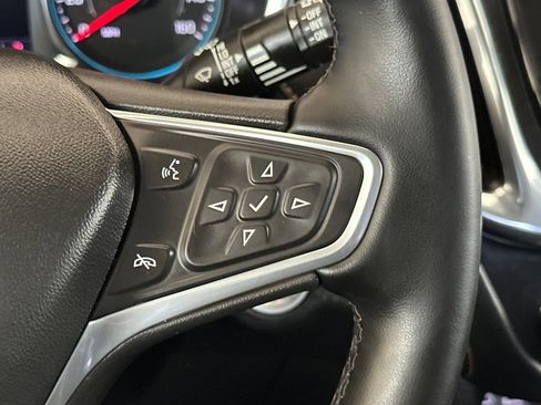 Used 2023 Chevrolet Equinox Premier AWD/4WD image 29