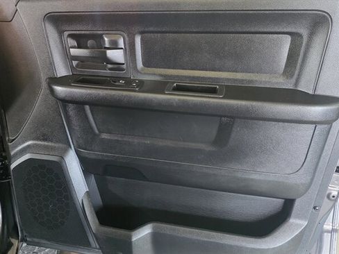 Used 2014 RAM 1500 Express AWD/4WD image 26
