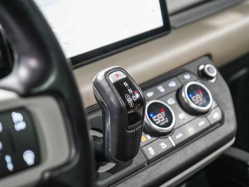 Used 2020 Land Rover Defender 110 HSE image 27