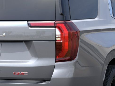New 2026 GMC Yukon Denali w/ Advanced Technology Package AWD/4WD image 35