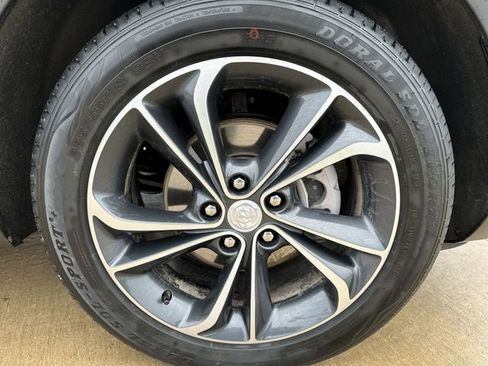 Certified 2022 Buick Encore GX Select image 22