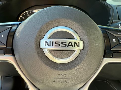 Used 2019 Nissan Altima 2.5 Platinum AWD/4WD image 17