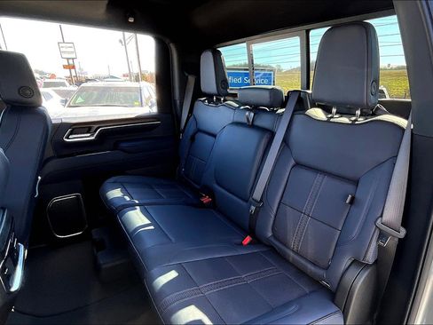 New 2025 Chevrolet Silverado 3500 High Country w/ High Country Premium Package image 10