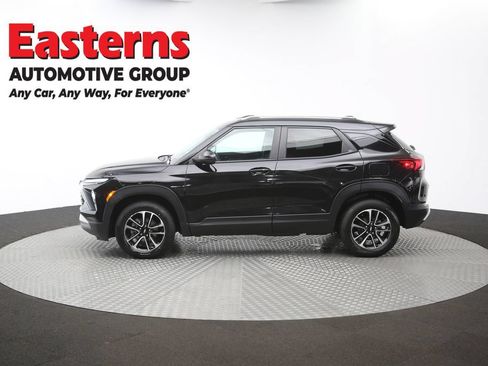 Used 2026 Chevrolet TrailBlazer LT w/ LT Cold Weather Package AWD/4WD image 59