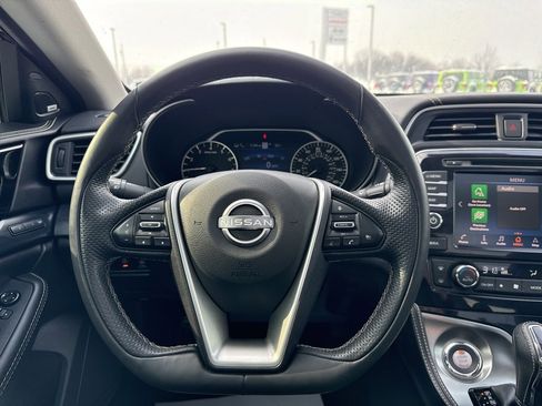 Used 2023 Nissan Maxima Platinum image 16