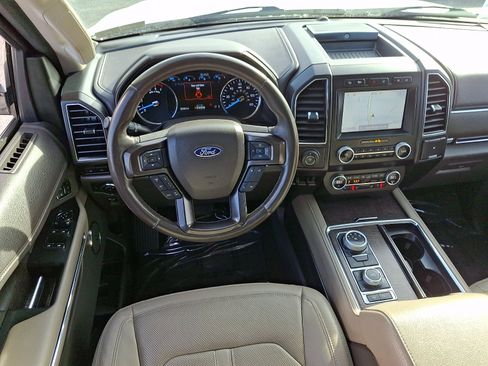 Used 2021 Ford Expedition Max Limited image 13
