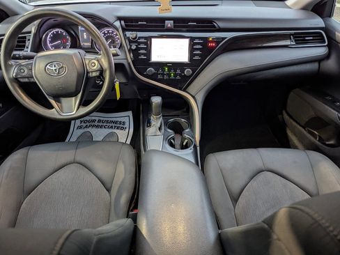Used 2020 Toyota Camry LE FWD image 16