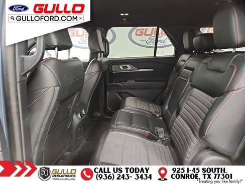 Used 2025 Ford Explorer ST-Line image 14