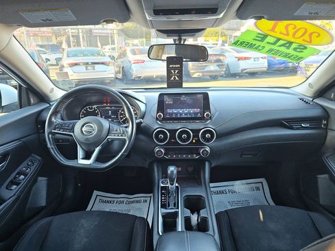 Used 2021 Nissan Sentra SV image 12