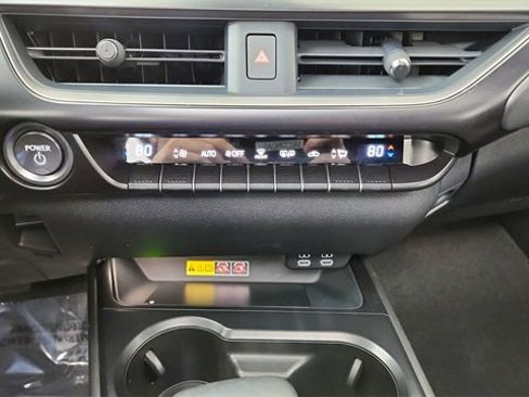 Used 2024 Lexus UX 250h FWD image 48