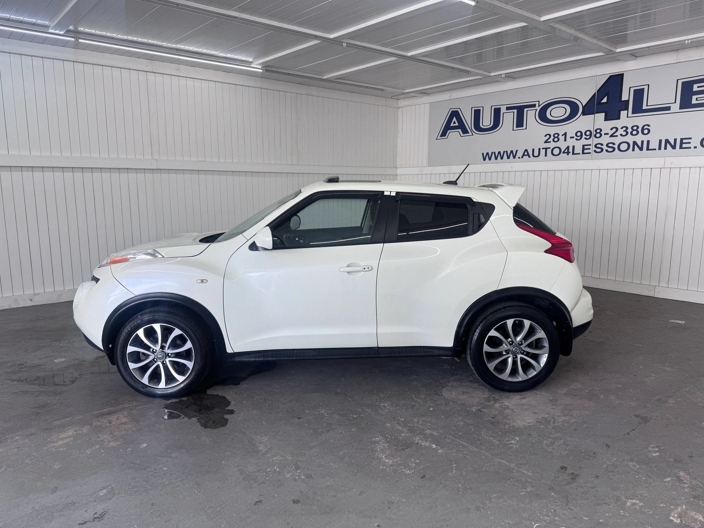 Used 2012 Nissan Juke SV w/ Sport Pkg AWD/4WD image 8