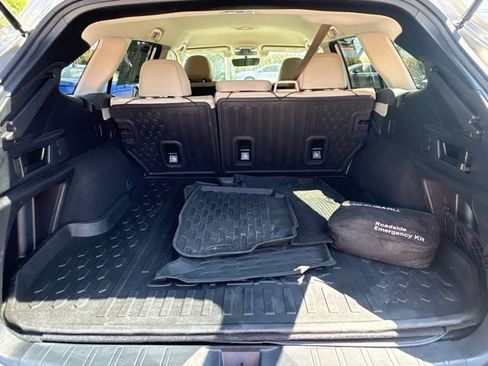 Used 2020 Subaru Outback Premium AWD/4WD image 11