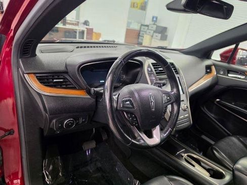 Used 2017 Lincoln MKC Reserve w/ Lincoln MKC Climate Package AWD/4WD image 12