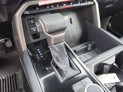 Used 2025 Toyota Tundra SR5 w/ SR5 Premium Package RWD image 27