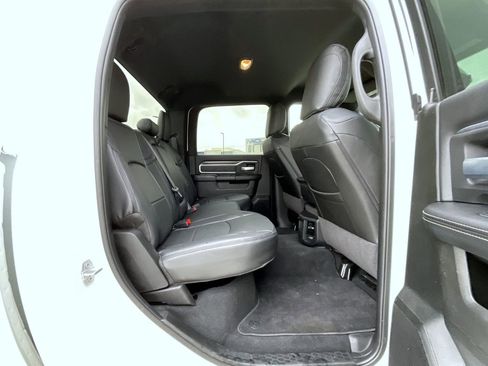 Used 2024 RAM 2500 Big Horn image 19