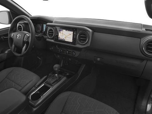 Used 2017 Toyota Tacoma TRD Sport w/ Tow Package AWD/4WD image 16