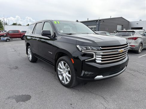 Used 2021 Chevrolet Tahoe High Country w/ Premium Package AWD/4WD image 1