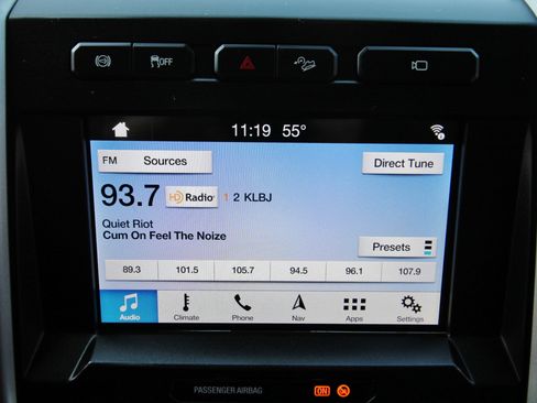 Used 2019 Ford F350 Lariat w/ Lariat Value Package image 31