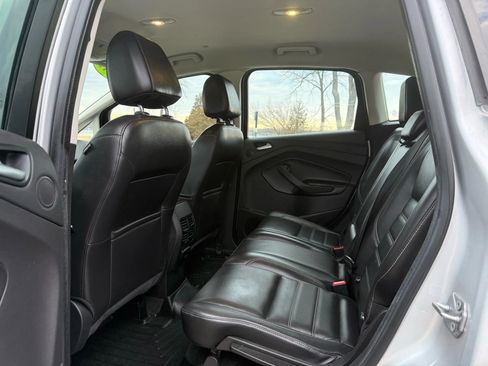 Used 2017 Ford C-MAX Titanium image 11