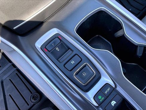 Used 2018 Honda Accord EX-L image 31