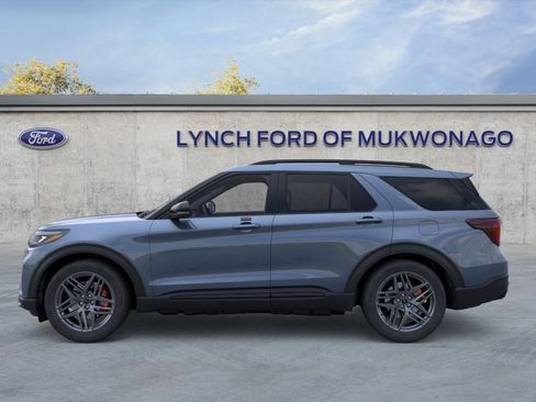 New 2026 Ford Explorer ST image 3