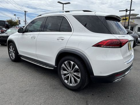 Used 2021 Mercedes-Benz GLE 350 w/ Premium Package image 4