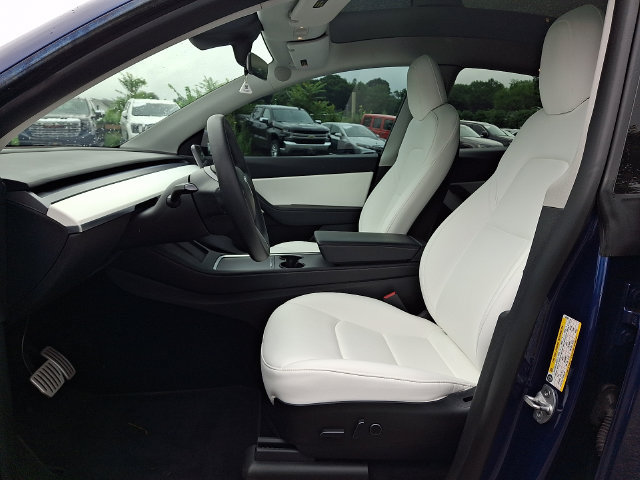 Used 2022 Tesla Model Y Performance AWD/4WD image 2